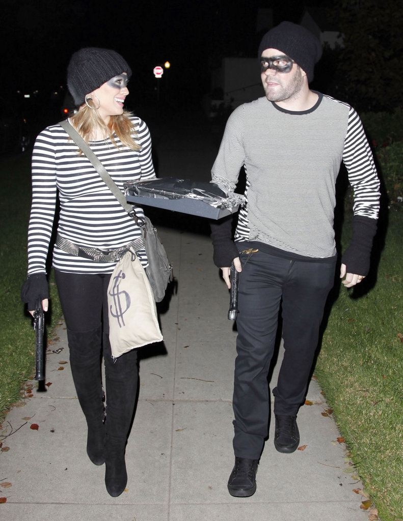 Hilary Duff και Mike Comrie σαν ληστές